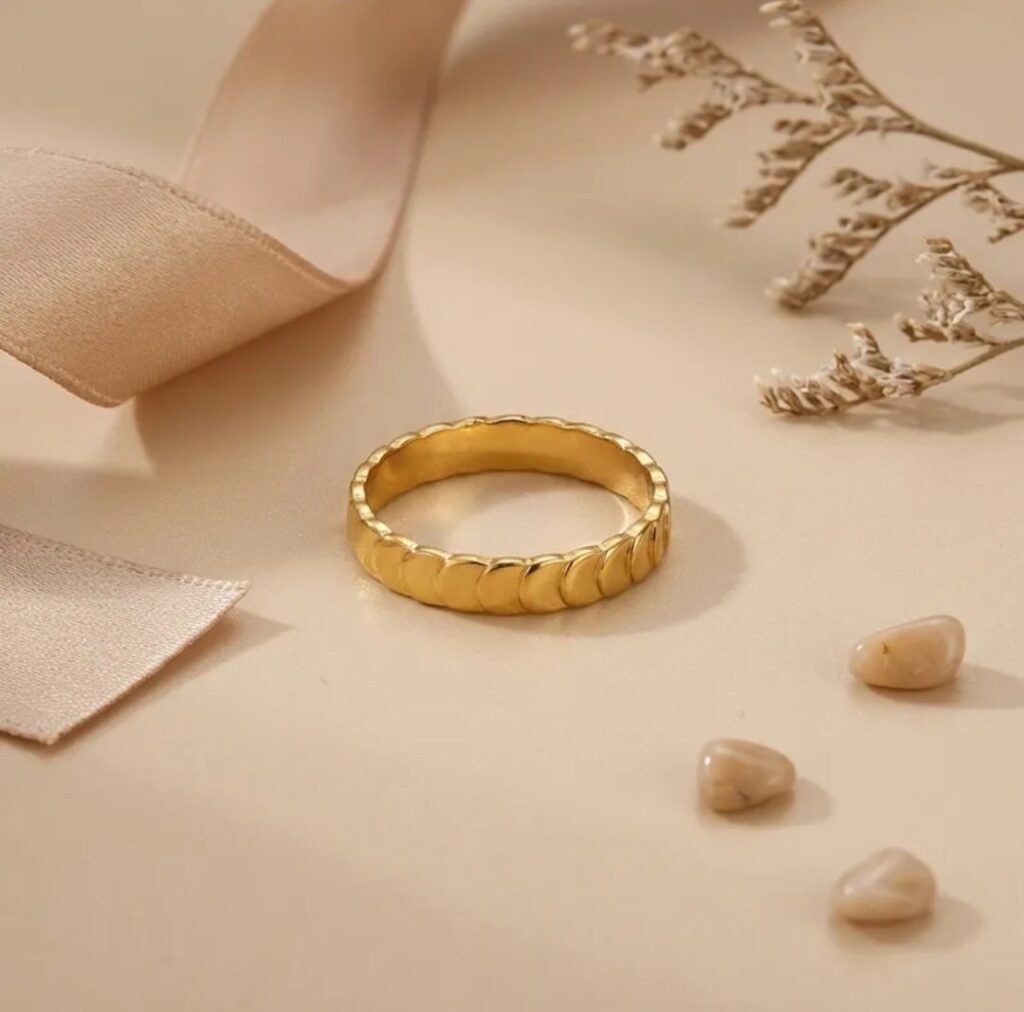 Ripple Ring